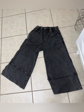 easel  Black Wide-Leg Pull-On Pants